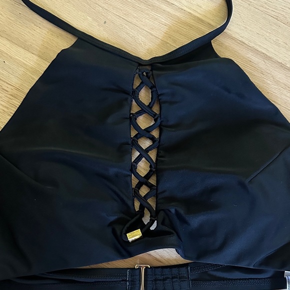 La Vie en Rose - Black Halter Bikini Top with Lace-Up Front - Large - Picture 2 of 8